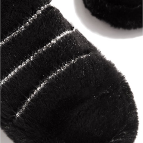 🔥Puff Fluff Rhinestone Slippers Black Ships🔥 - Picture 4 of 5